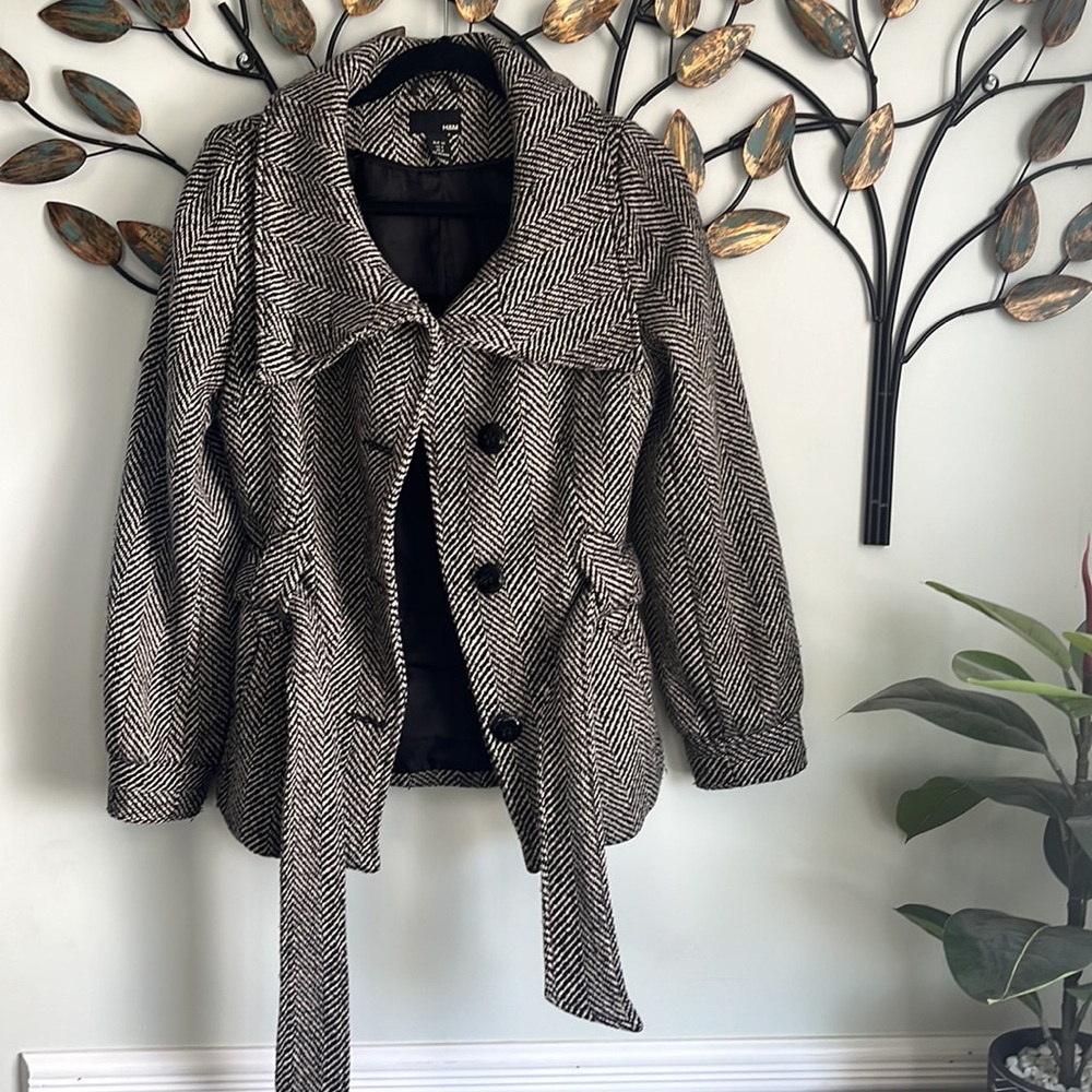 H&M fall jacket - Picture 2 of 5